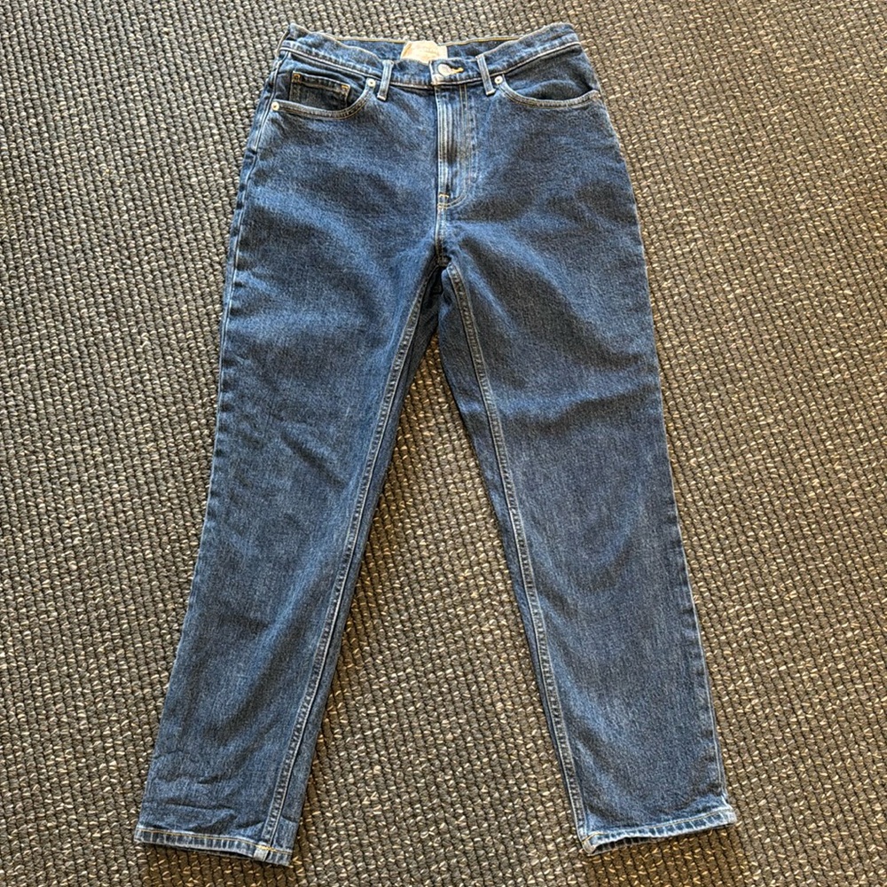 Everlane “The Original Cheeky Jean” size 28 regular